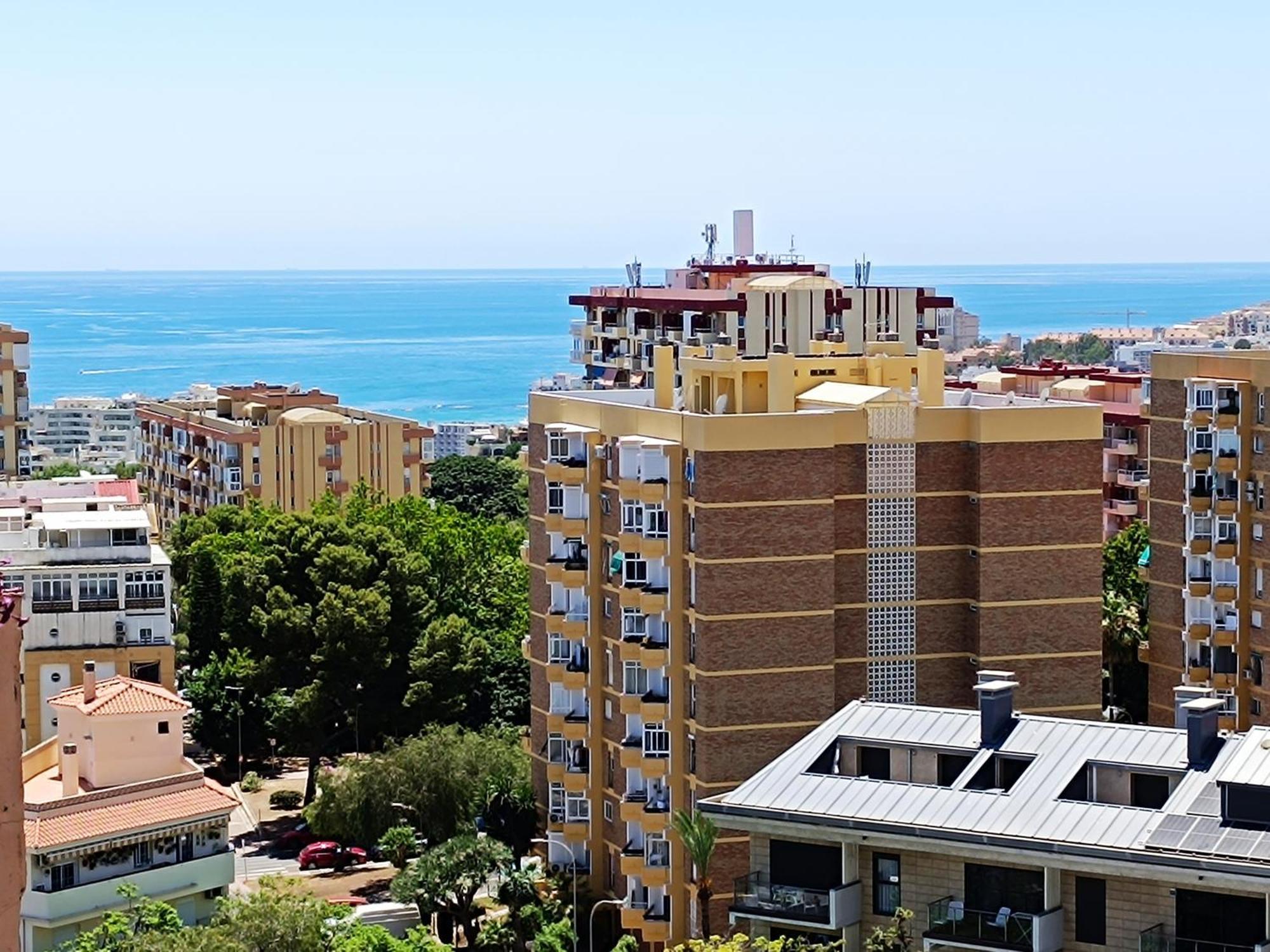 Attico Acuario, 2 Bathrooms Top Floor Appartment With Sea And Mountain Views Бенальмадена Экстерьер фото